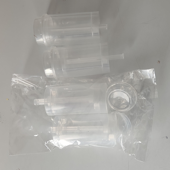 Kitchen 4 Cake Pop Containers Poshmark